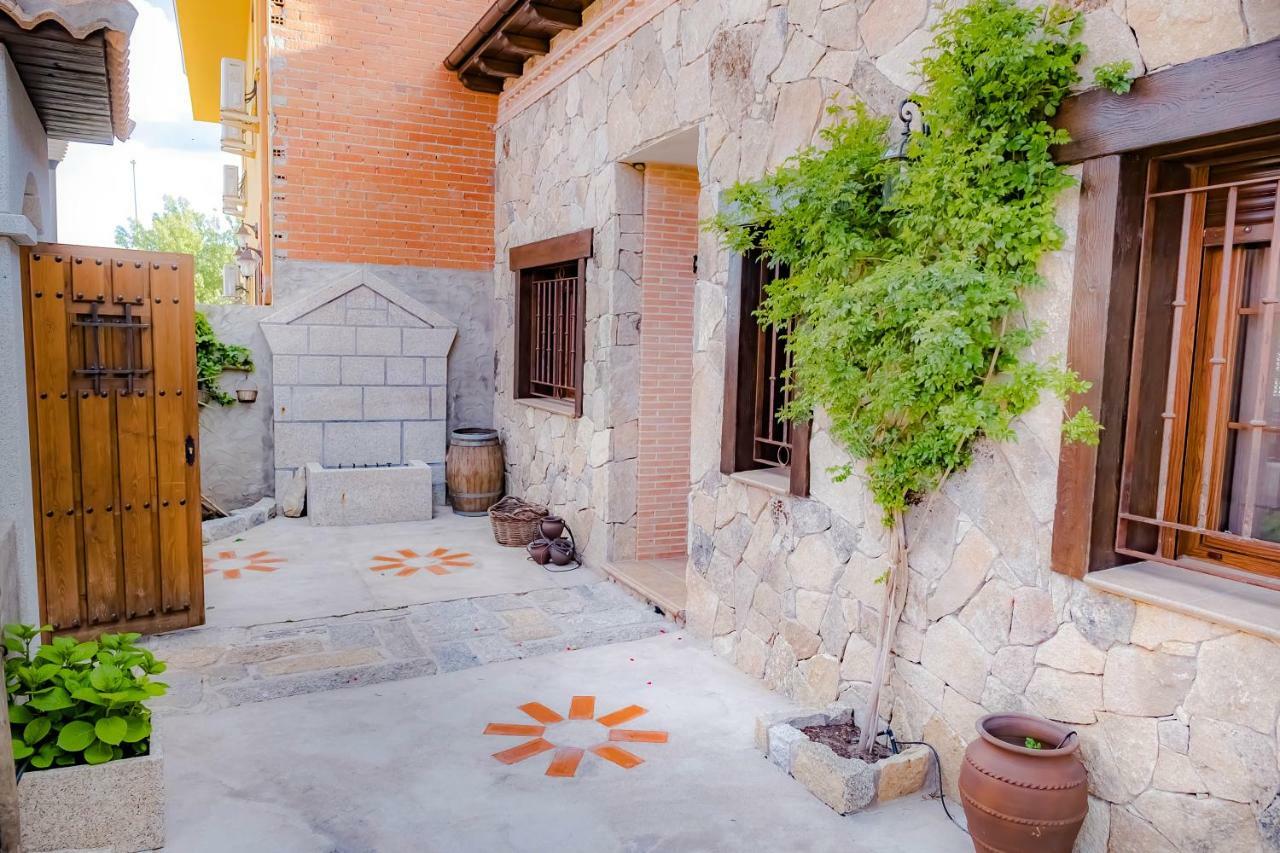 Casa Los 5 Canos Sotillo de la Adrada Εξωτερικό φωτογραφία